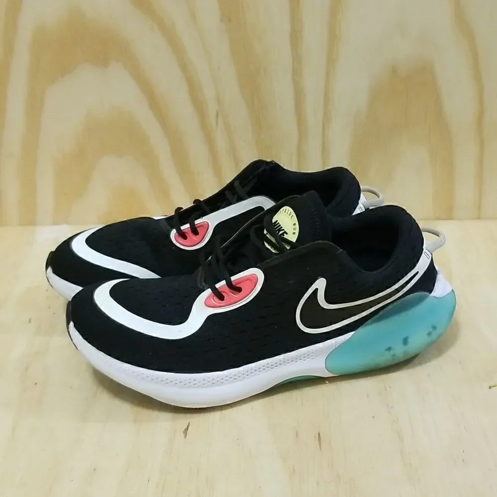 Nike Joyride Dual Run Wmn's Running Trainers 8 1/2 ( EU 39 )